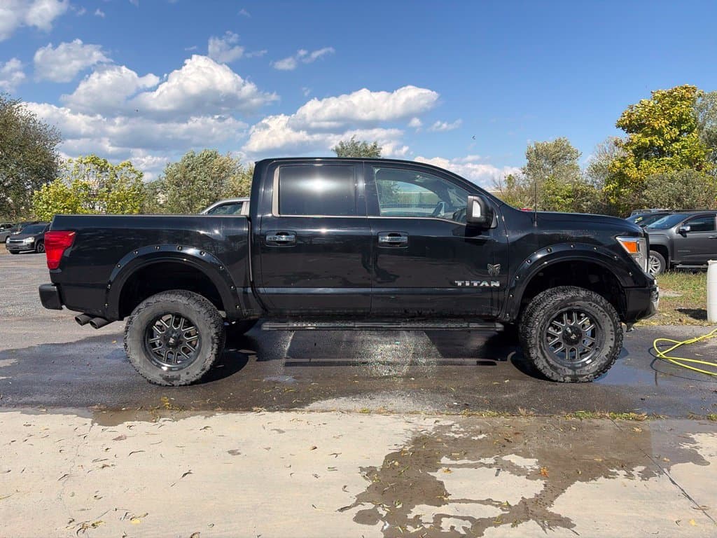 2021 Nissan Titan SV Photo in Moorefield WV 26836