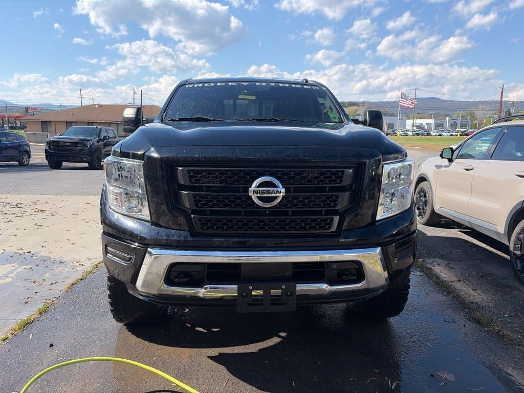 2021 Nissan Titan SV Photo in Moorefield WV 26836