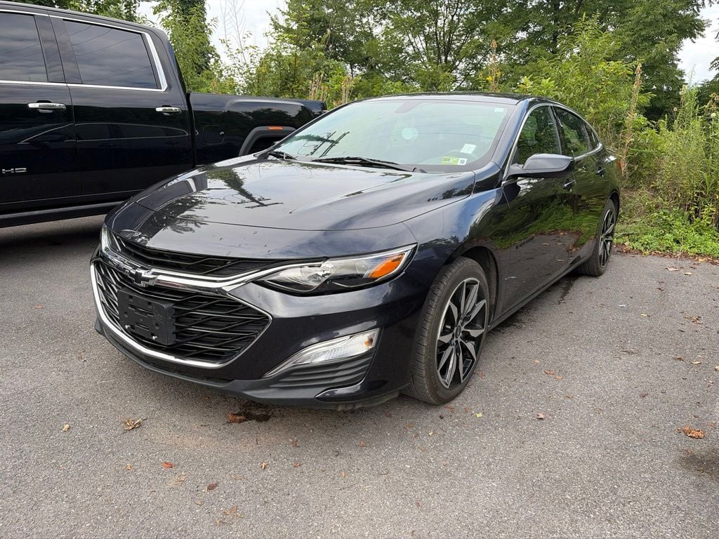 2022 Chevrolet Malibu RS Photo in Moorefield WV 26836