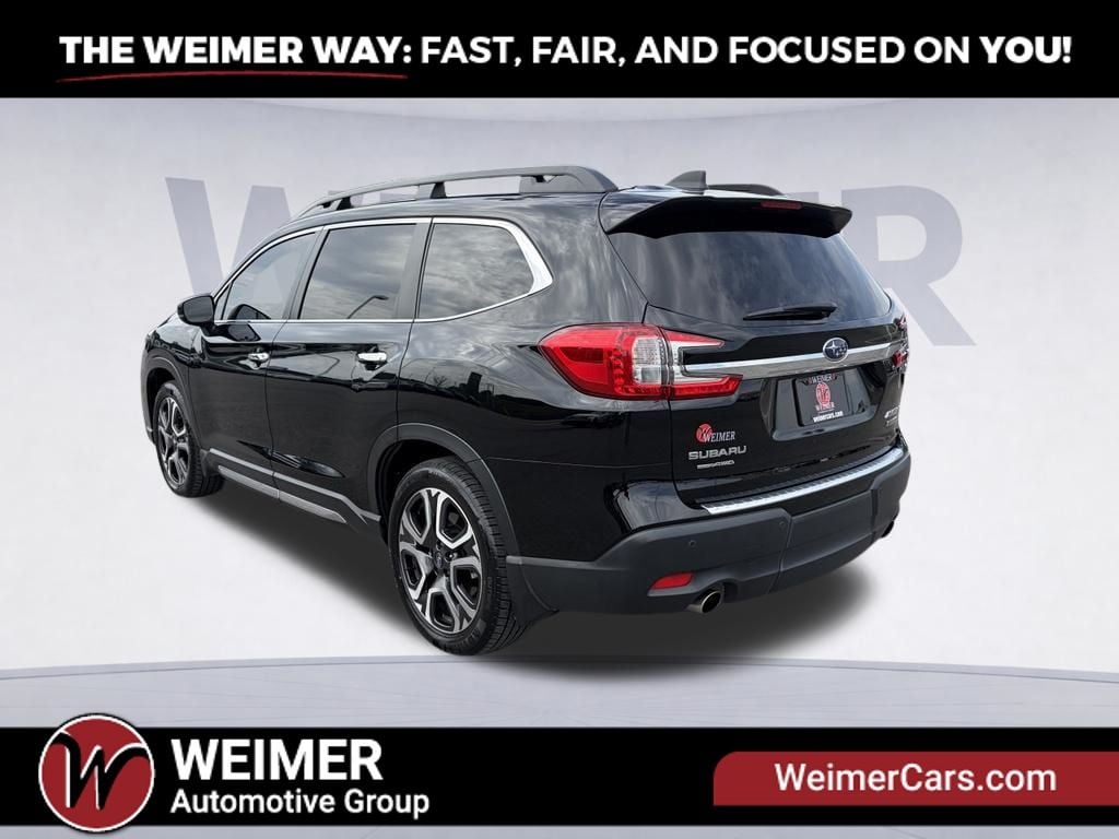 2024 Subaru Ascent Touring Photo in Morgantown WV 26501