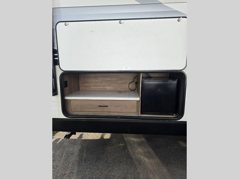 2025 Jayco Jay Flight 330TBS Photo in Moorefield WV 26836
