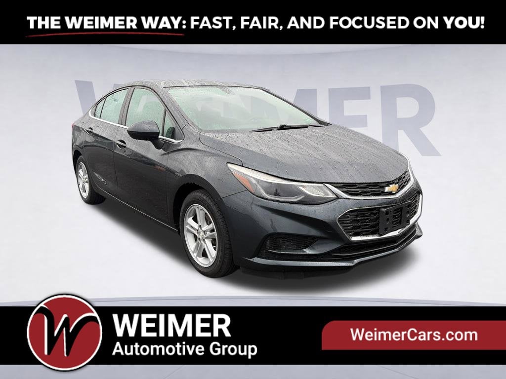 2018 Chevrolet Cruze LT Photo in Moorefield WV 26836