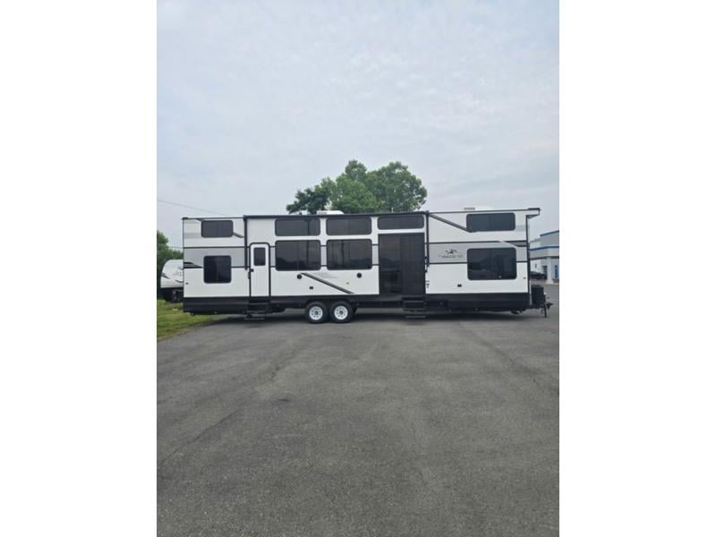 2025 Jayco JayLoft Jay Flight Bungalow Photo in Moorefield, WV 26836