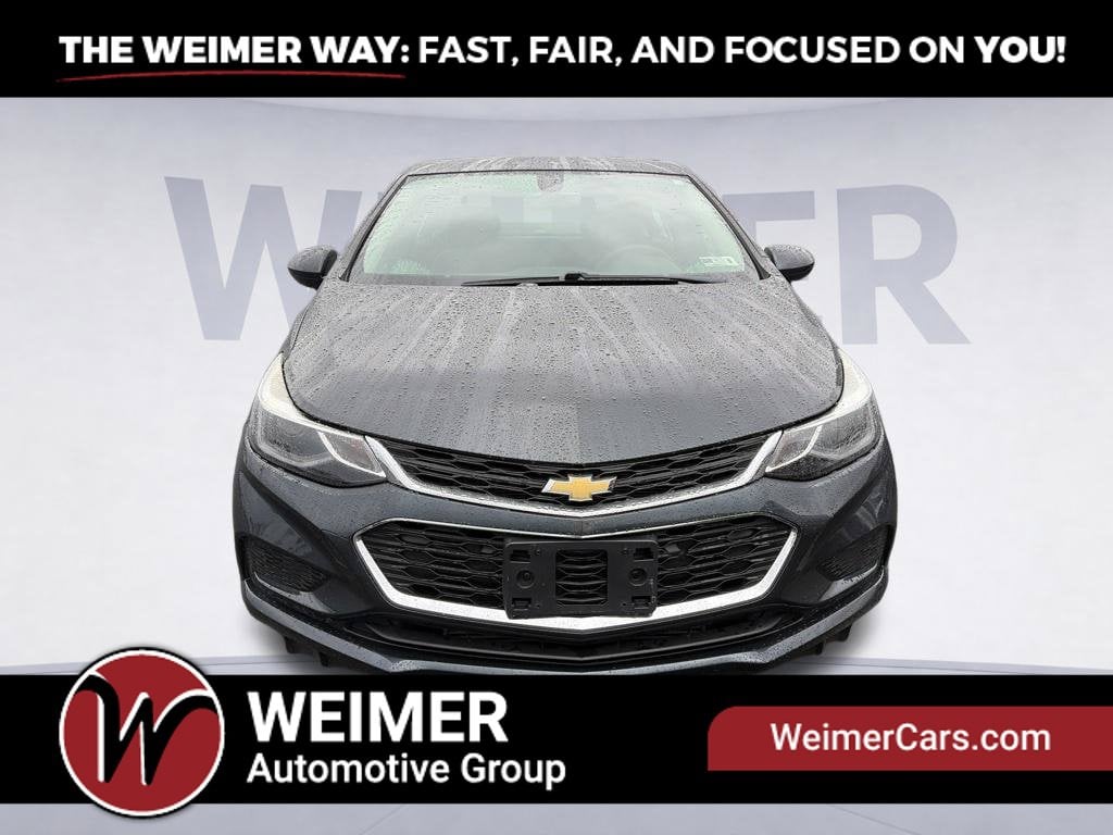 2018 Chevrolet Cruze LT Photo in Moorefield WV 26836