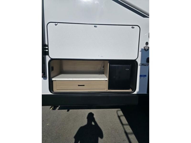 2026 Jayco 330TBS Photo in Moorefield, WV 26836