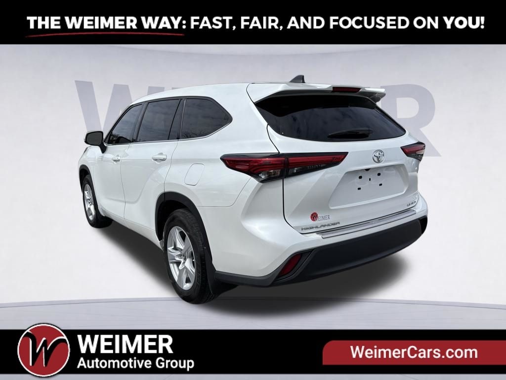 2022 Toyota Highlander Photo in Morgantown, WV 26501