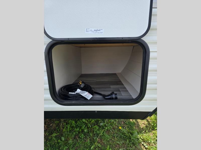 2026 Jayco 175FQ Photo in Moorefield, WV 26836