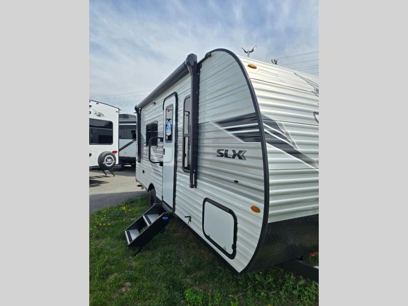 2026 Jayco 175FQ Photo in Moorefield, WV 26836