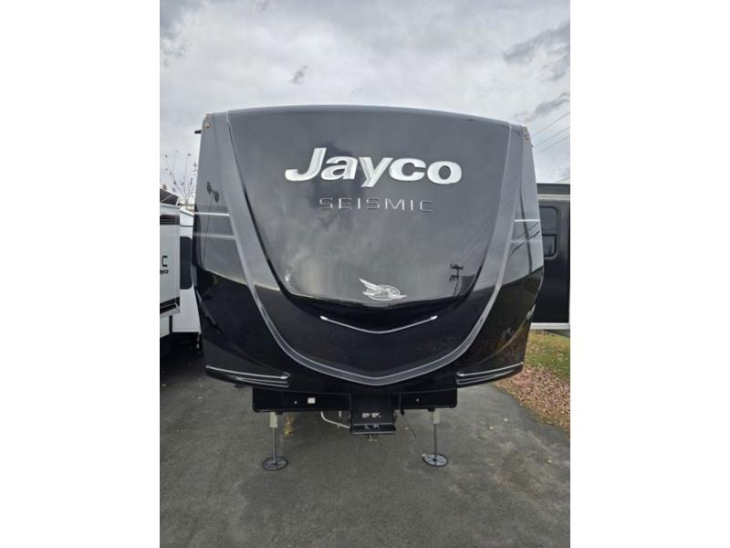 2026 Jayco 395 Photo in Moorefield, WV 26836