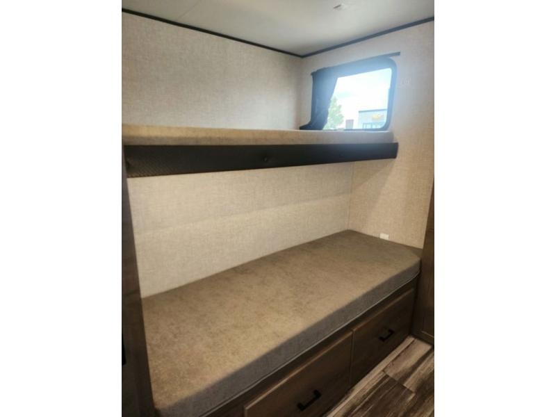 New 2025 Jayco 331BTS Jay Flight - photo - 25