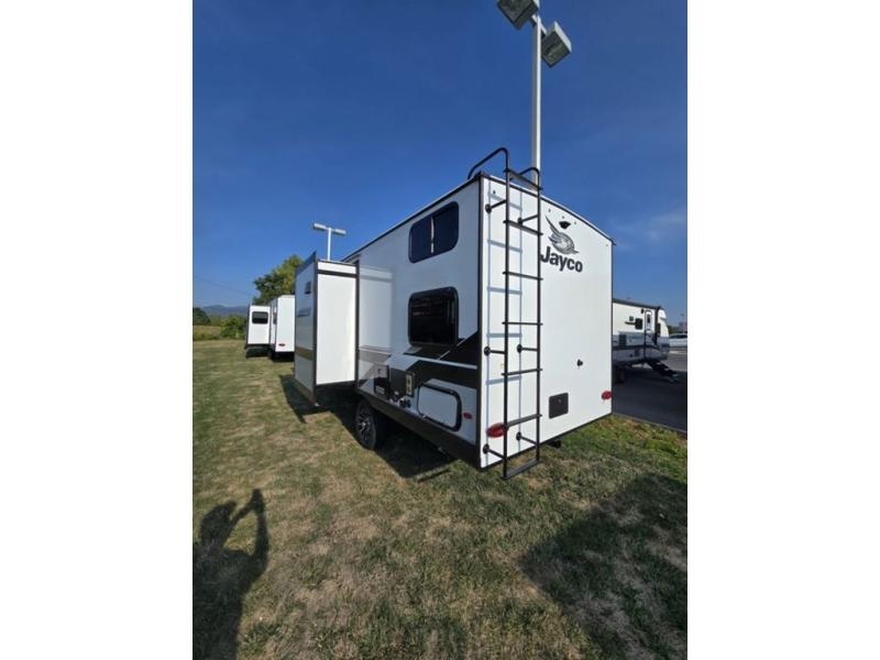 New 2025 Jayco 18MBH Jay Feather Air - photo - 6
