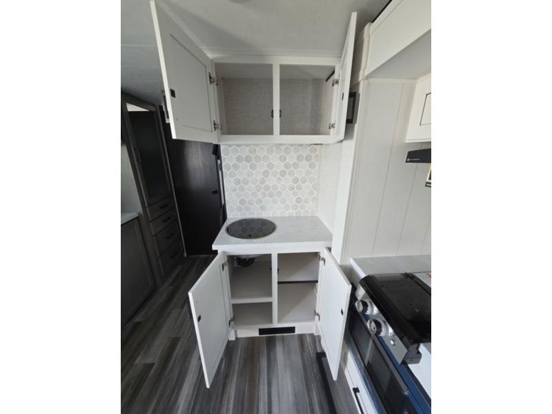 New 2025 Jayco 18MBH Jay Feather Air - photo - 28
