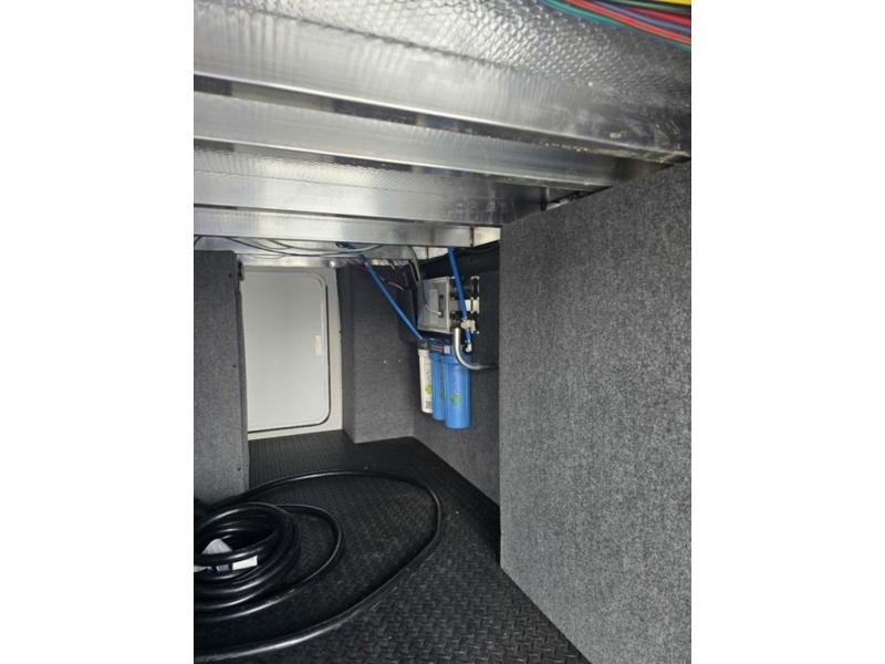 New 2026 Jayco 382FLRB North Point - photo - 6