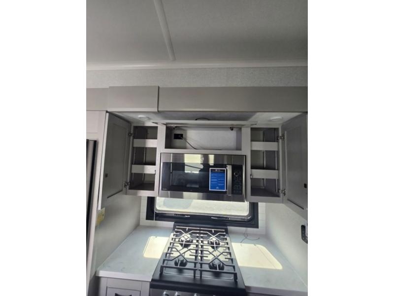 New 2026 Jayco 382FLRB North Point - photo - 34