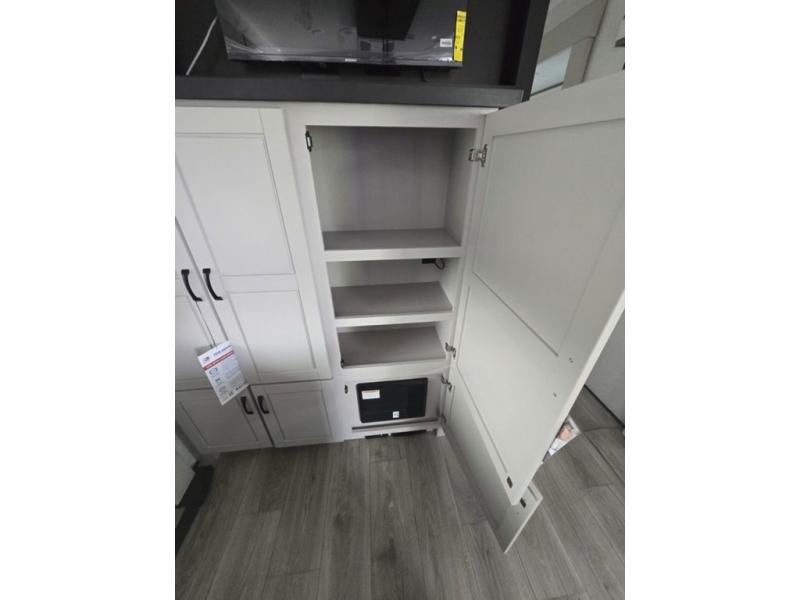 New 2026 Jayco 382FLRB North Point - photo - 41