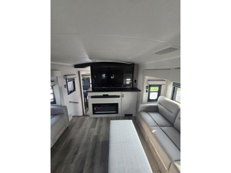 New 2026 Jayco 382FLRB North Point - photo - 54
