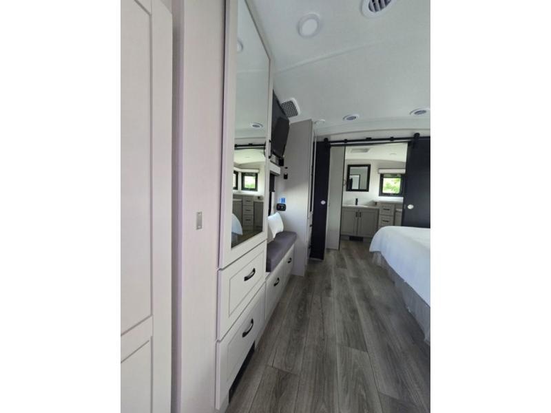New 2026 Jayco 382FLRB North Point - photo - 60
