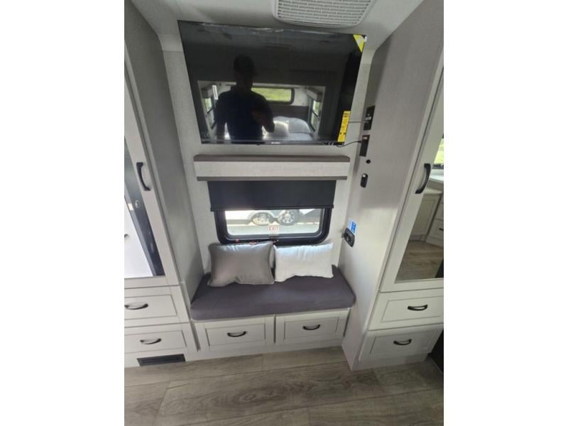 New 2026 Jayco 382FLRB North Point - photo - 63