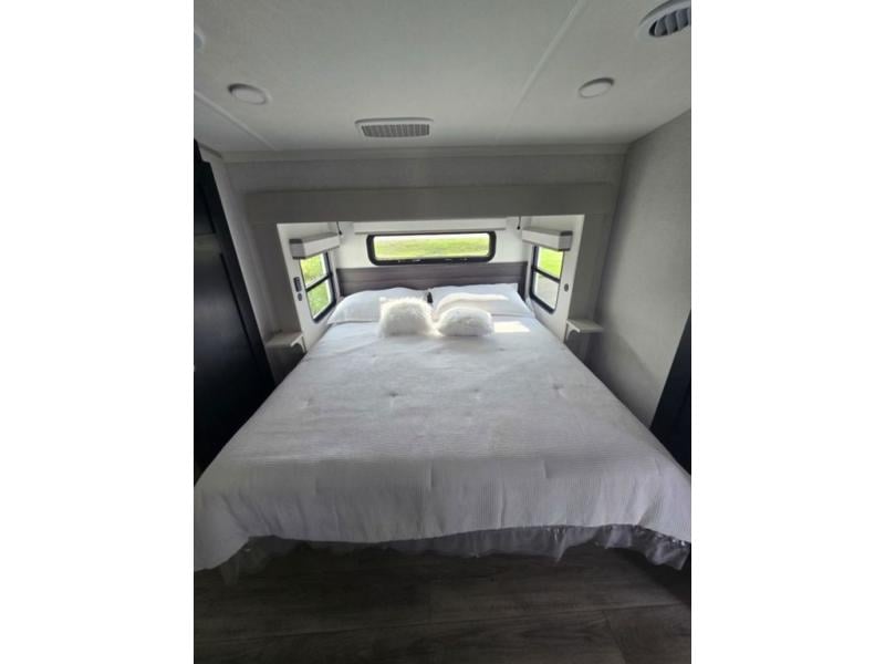 New 2026 Jayco 382FLRB North Point - photo - 66
