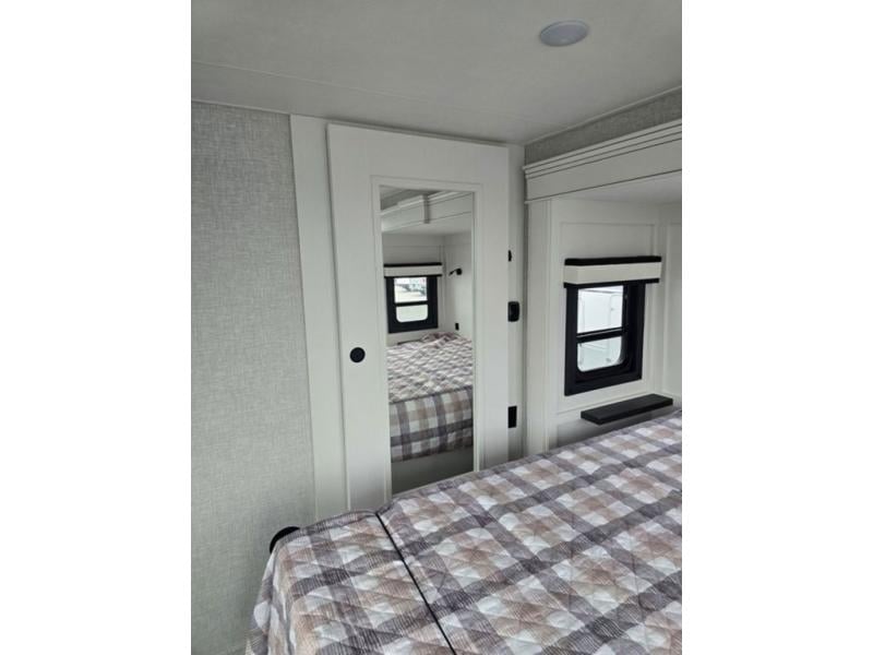 New 2025 Jayco JayLoft Jay Flight Bungalow - photo - 36