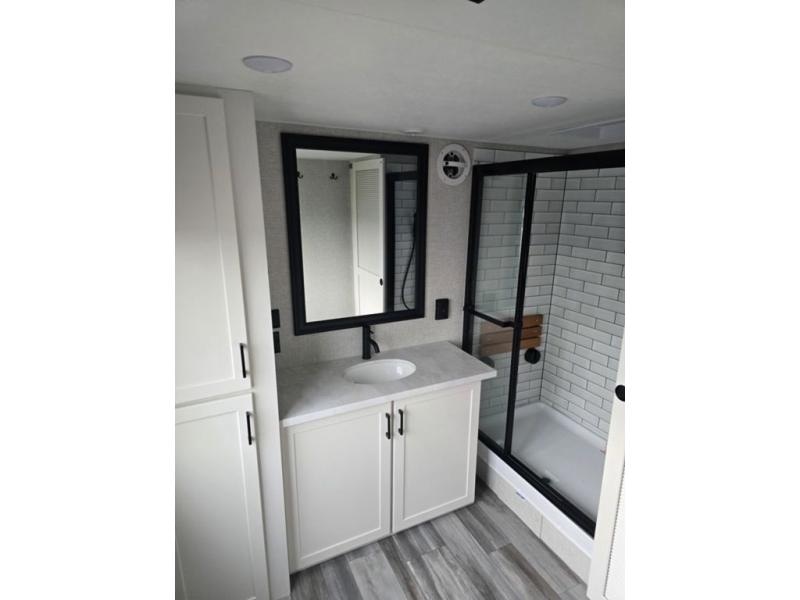 New 2025 Jayco JayLoft Jay Flight Bungalow - photo - 51