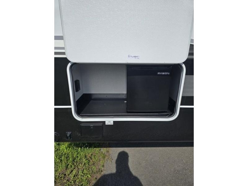 New 2026 Jayco 360DBOK Eagle - photo - 6