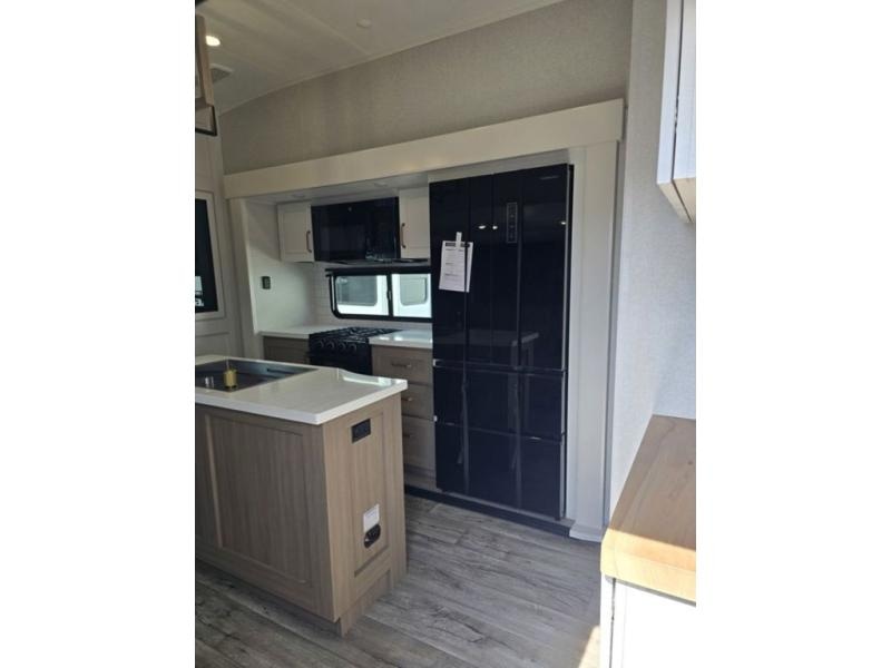 New 2026 Jayco 360DBOK Eagle - photo - 17