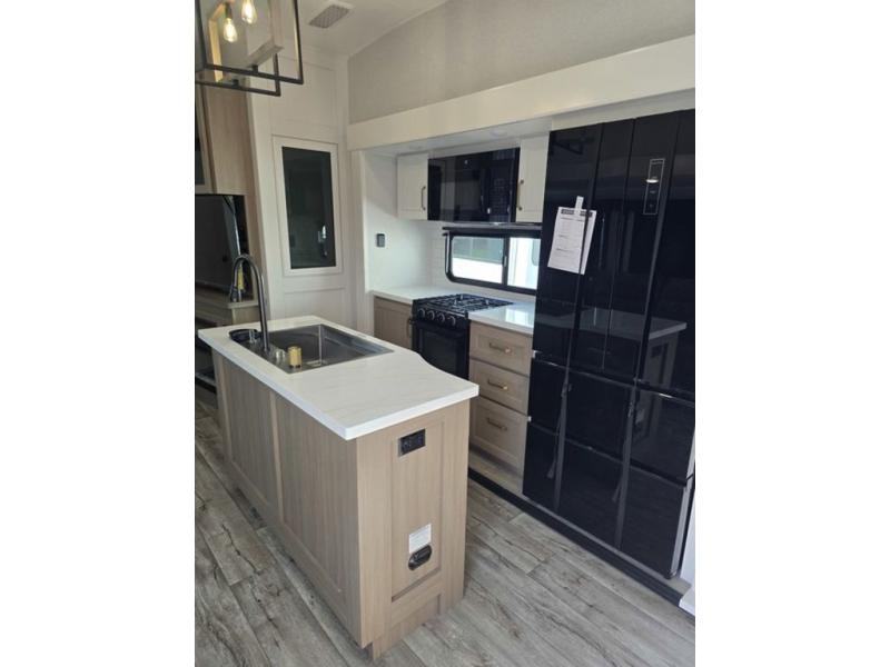 New 2026 Jayco 360DBOK Eagle - photo - 18