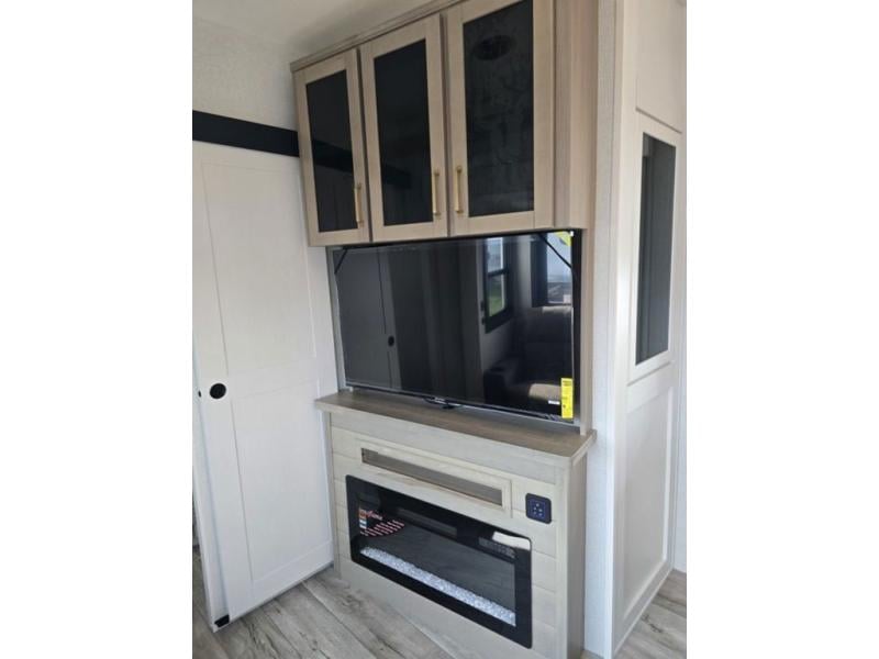 New 2026 Jayco 360DBOK Eagle - photo - 36