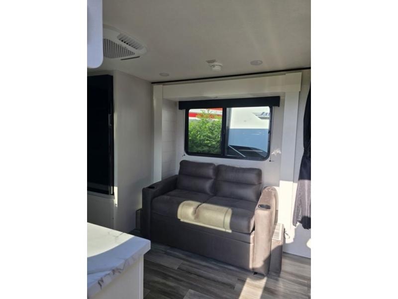 New 2026 Jayco 160LK Jay Flight SLX - photo - 10