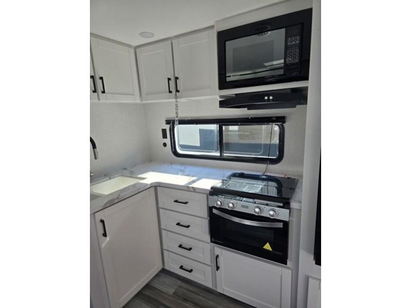 New 2026 Jayco 330TBS Jay Flight SLX - photo - 16