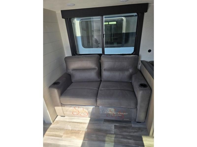 New 2026 Jayco 330TBS Jay Flight SLX - photo - 25