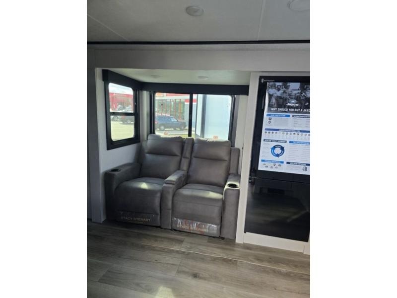 New 2026 Jayco 24FK Jay Feather - photo - 14