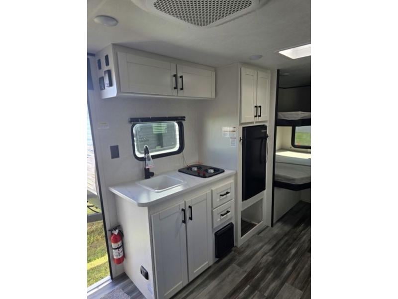 New 2026 Jayco 178DBS Jay Flight SLX - photo - 10