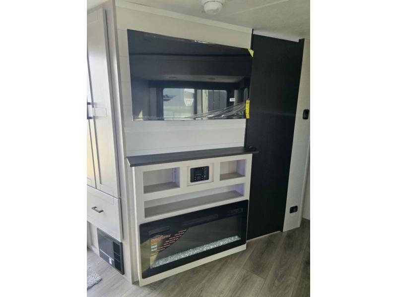 New 2026 Jayco 24FK Jay Feather - photo - 30