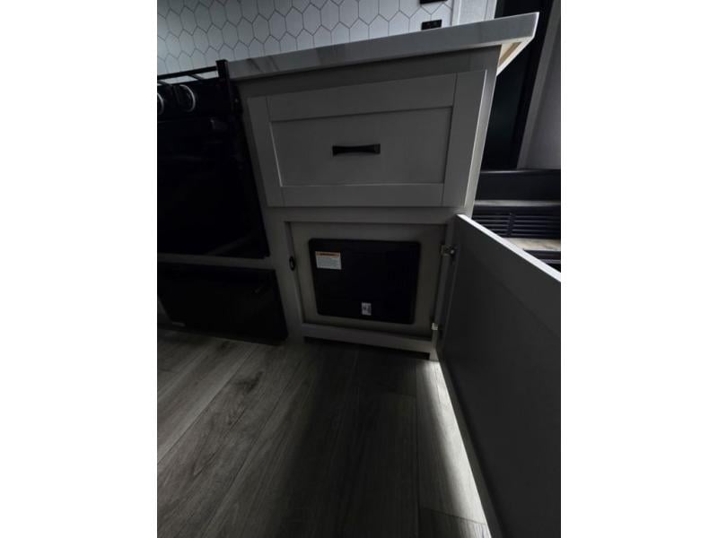 New 2026 Jayco 395 Seismic - photo - 21