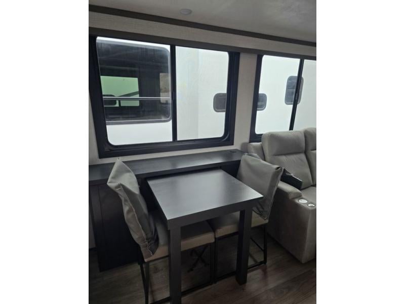 New 2026 Jayco 395 Seismic - photo - 36