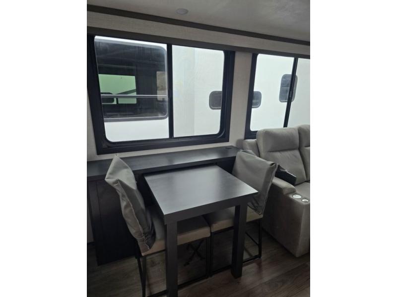New 2026 Jayco 395 Seismic - photo - 36