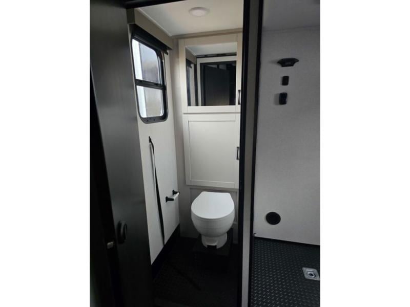 New 2026 Jayco 395 Seismic - photo - 48
