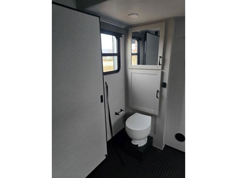 New 2026 Jayco 395 Seismic - photo - 51