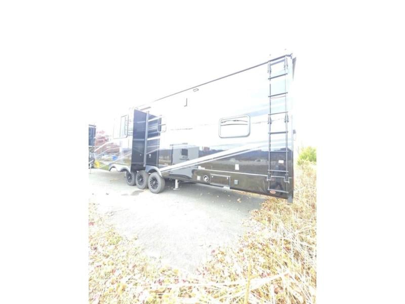 New 2026 Jayco 395 Seismic - photo - 7