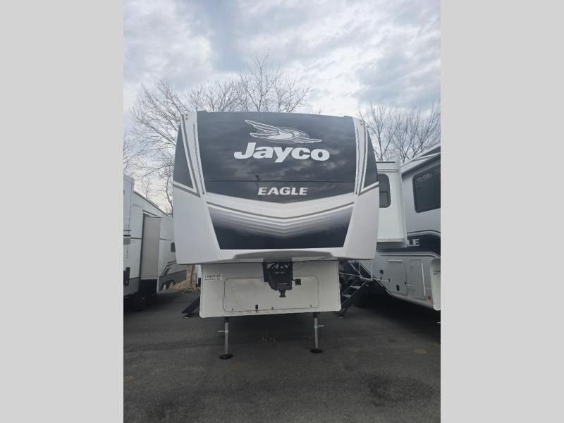 New 2026 Jayco 365UKTS Eagle - photo - 0