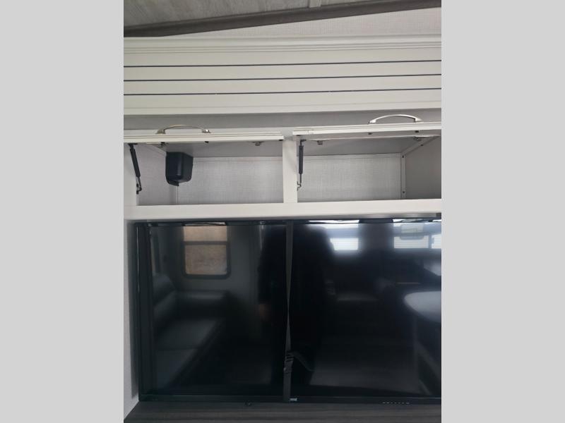 Pre-Owned 2023 Keystone RV 316RLS Cougar - photo - 43