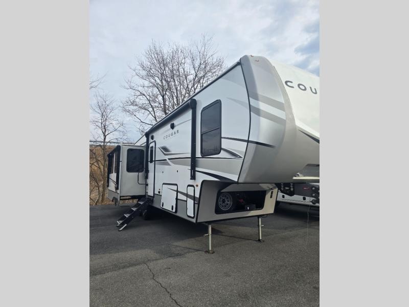 Pre-Owned 2023 Keystone RV 316RLS Cougar - photo - 0
