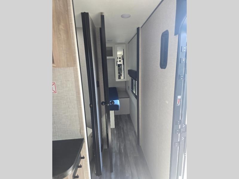 Pre-Owned 2025 Jayco 265TH Jay Flight SLX - photo - 19