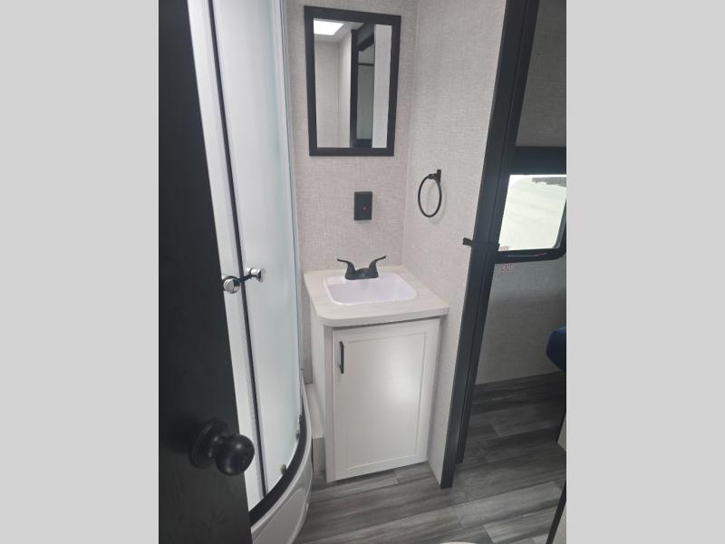 Pre-Owned 2025 Jayco 265TH Jay Flight SLX - photo - 21