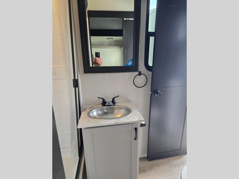 New 2026 Jayco 214 Seismic - photo - 44
