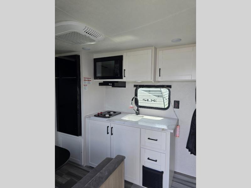 New 2026 Jayco 175FQ Jay Flight SLX - photo - 11
