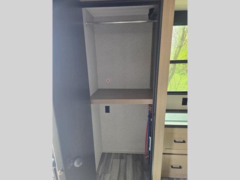 New 2026 Jayco 404LOFT DS Jay Flight Bungalow - photo - 12