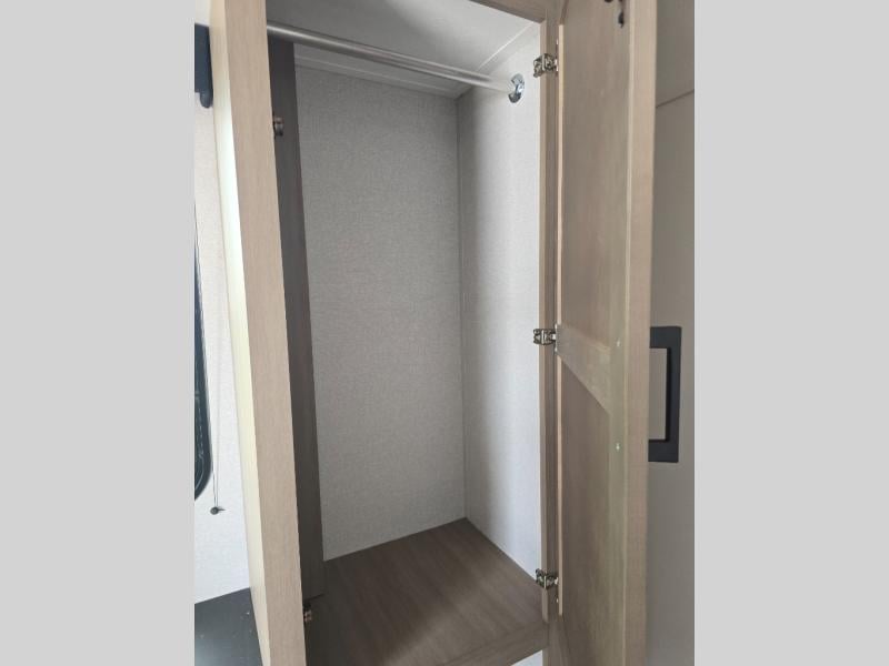 New 2026 Jayco 404LOFT DS Jay Flight Bungalow - photo - 16